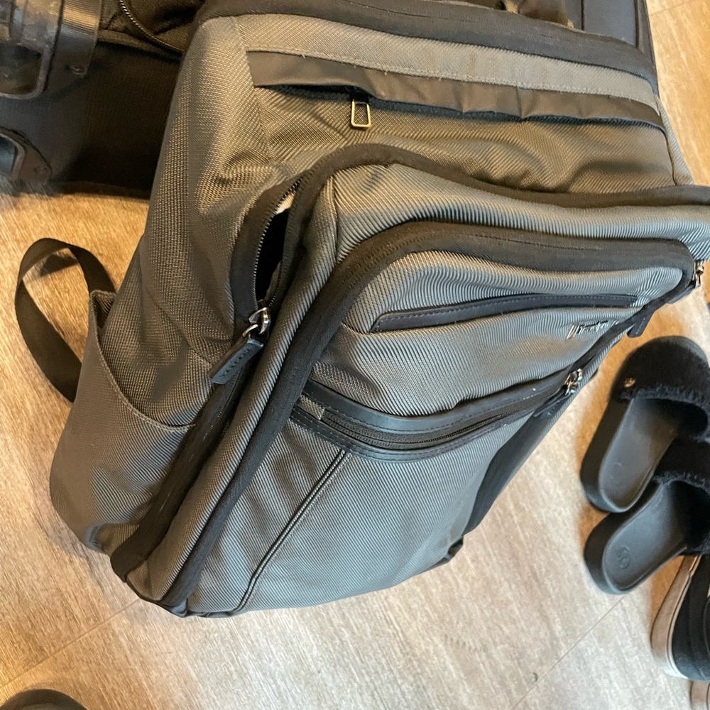 Travelpro Backpack - image 5